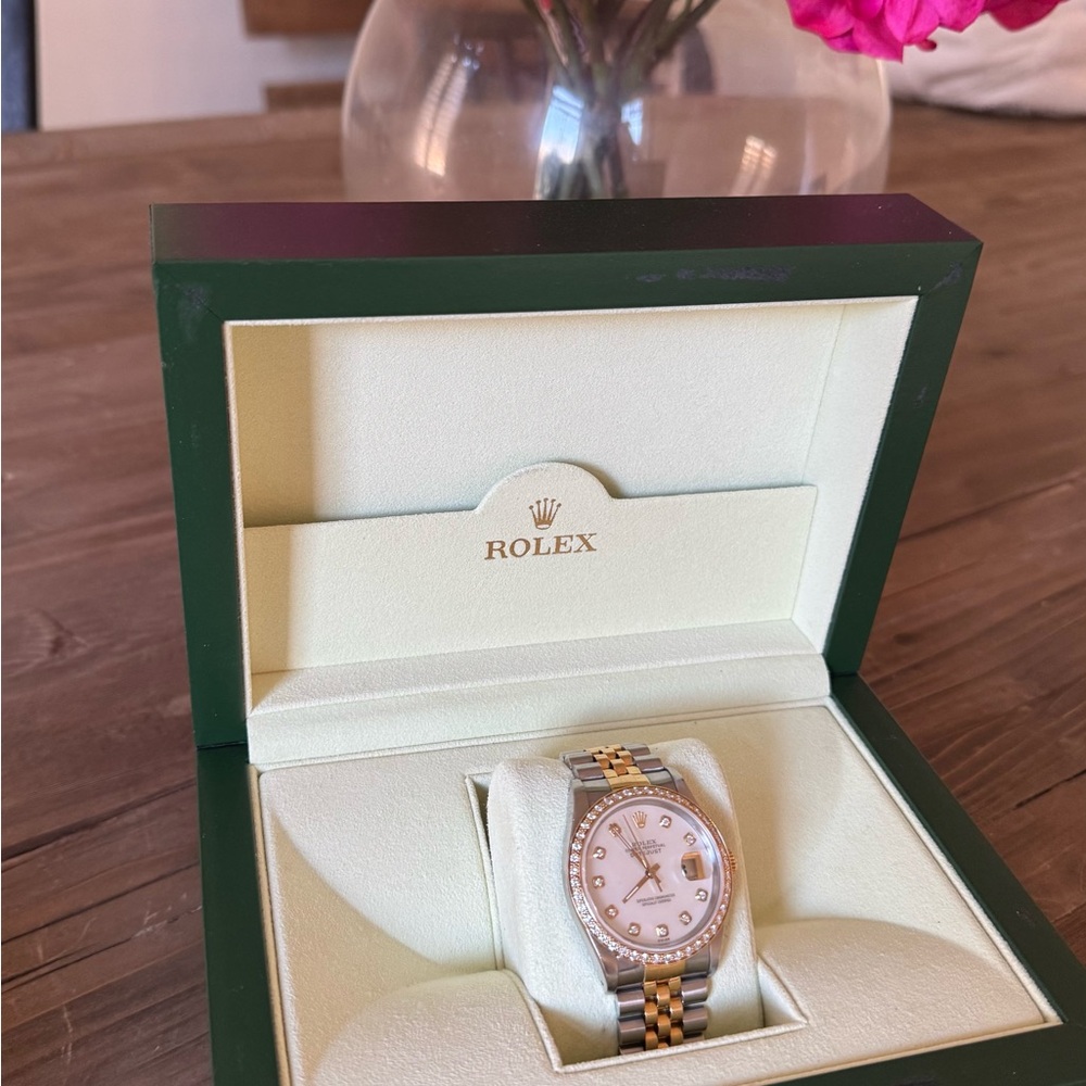 Rolex Two-Tone DateJust Gold and Silver Watch - Picture 3 of 11